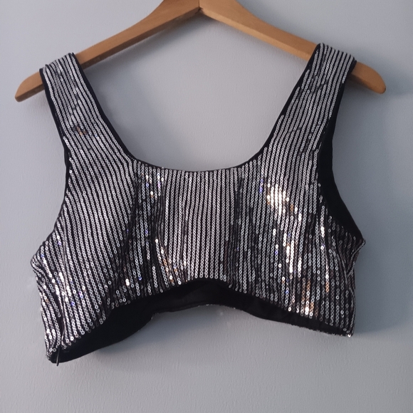H:Ours Black Silver Sequin Sparkly Party Crop Top M - Picture 3 of 6